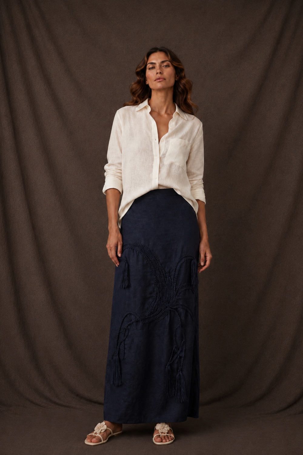 FALDA ARABELA BORDADO AZUL NAVY