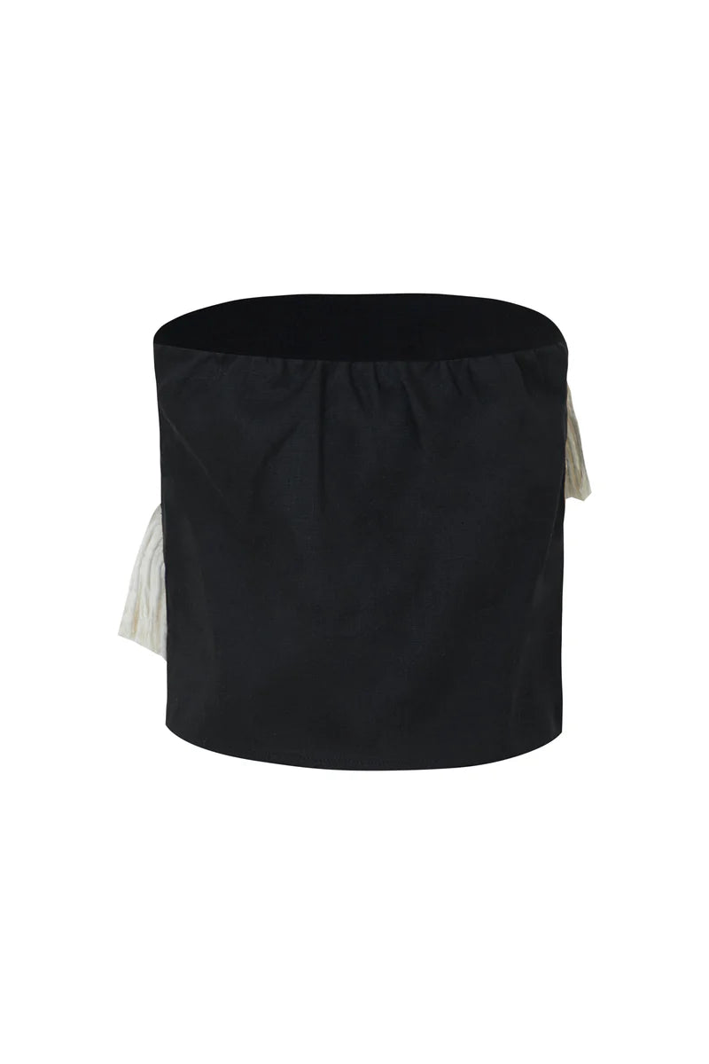 Crop top caronte bordado negro