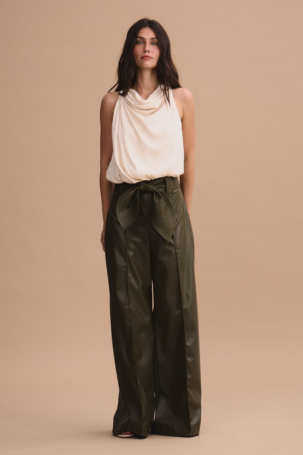 Pantalón New Paulette Verde Cuerina